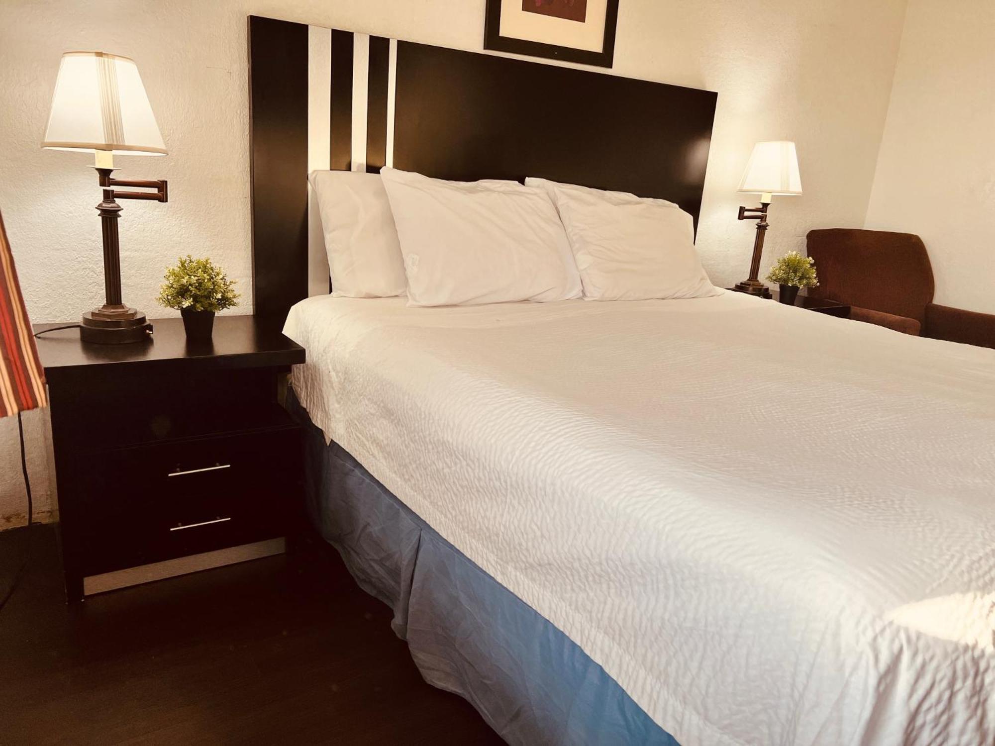 Travelodge By Wyndham Valleyfair Shakopee Buitenkant foto