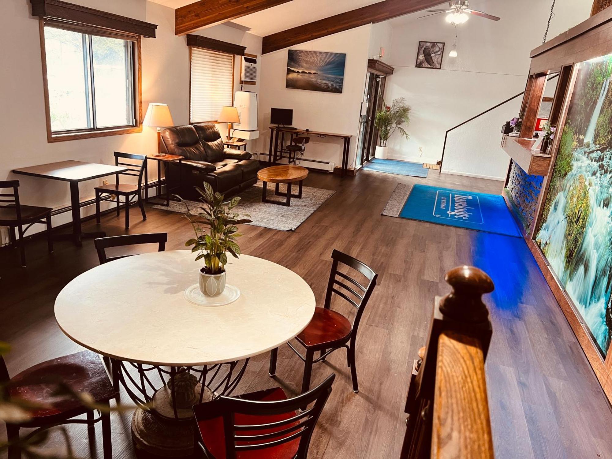 Travelodge By Wyndham Valleyfair Shakopee Buitenkant foto